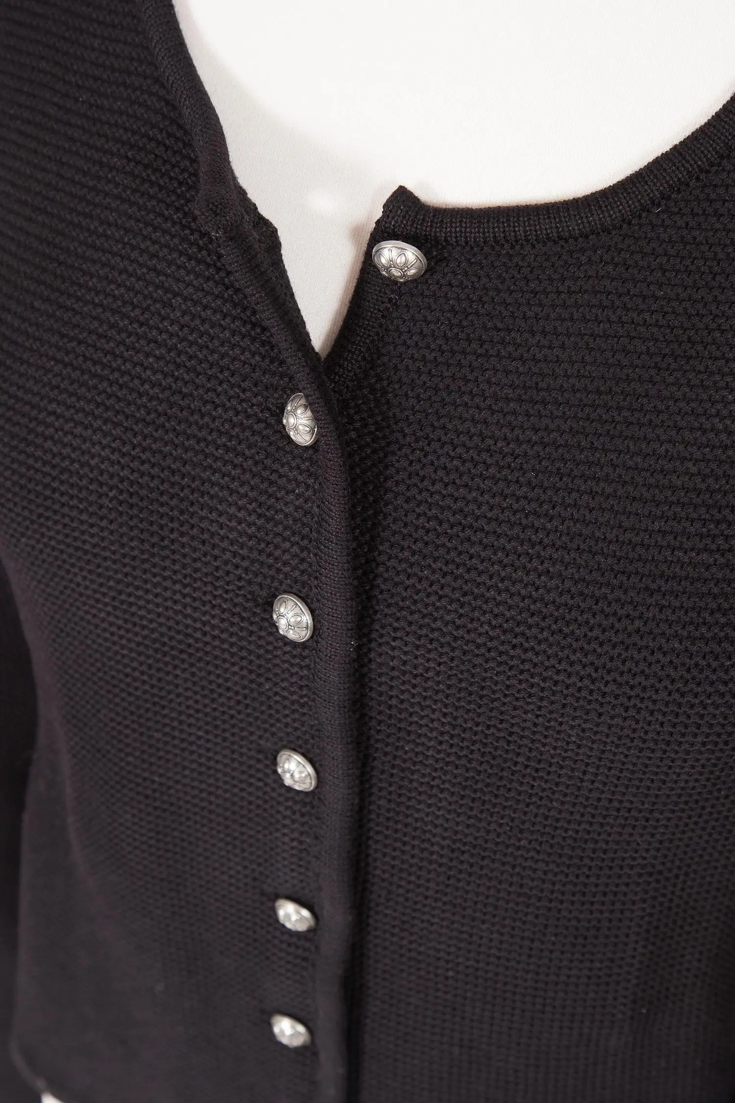 Trachten Strickjacke von Country Line in Schwarz Damen Trachten Strickjacke in schwarz Detail