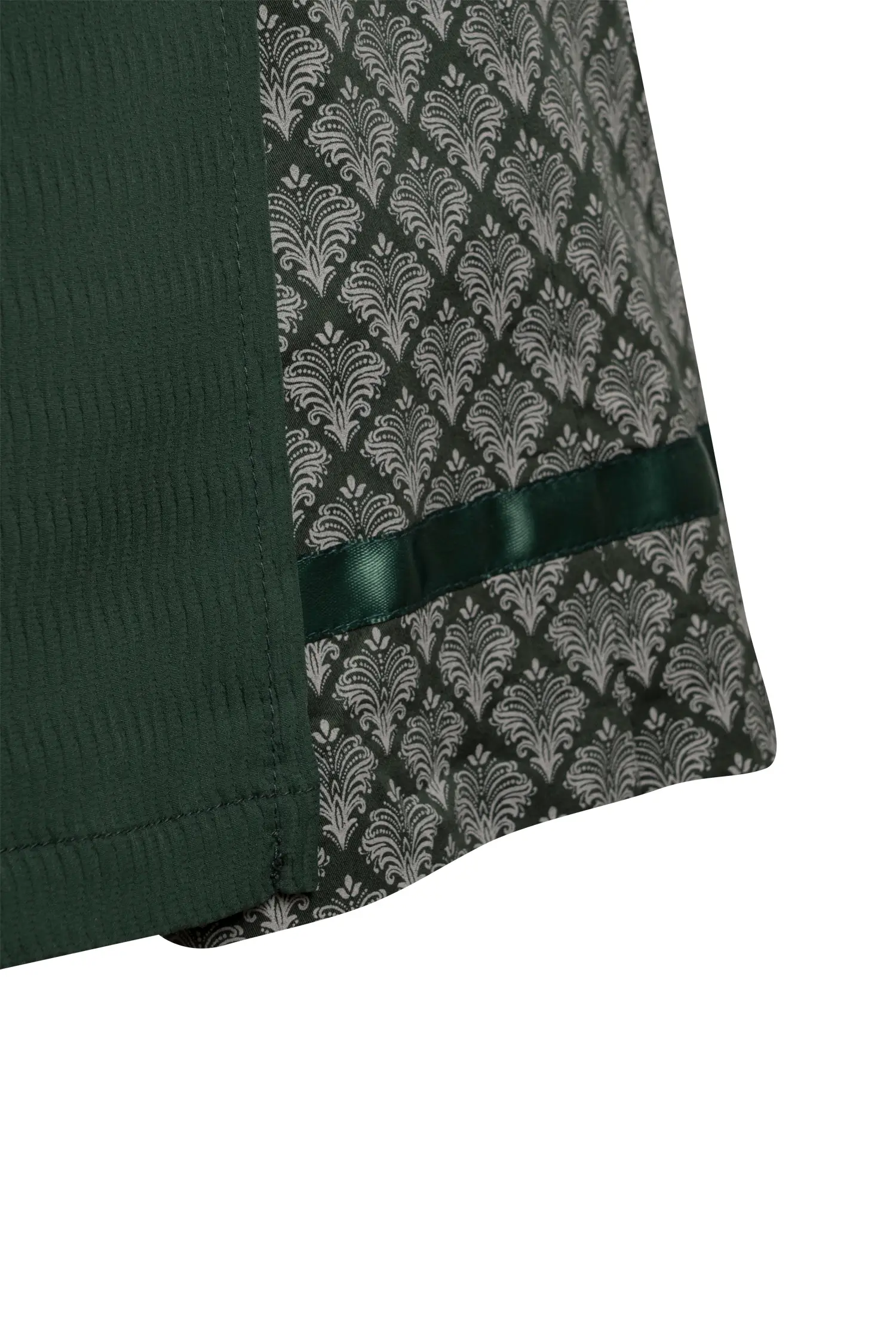 Dirndl Gerach in Tannenfarben Detail Rock