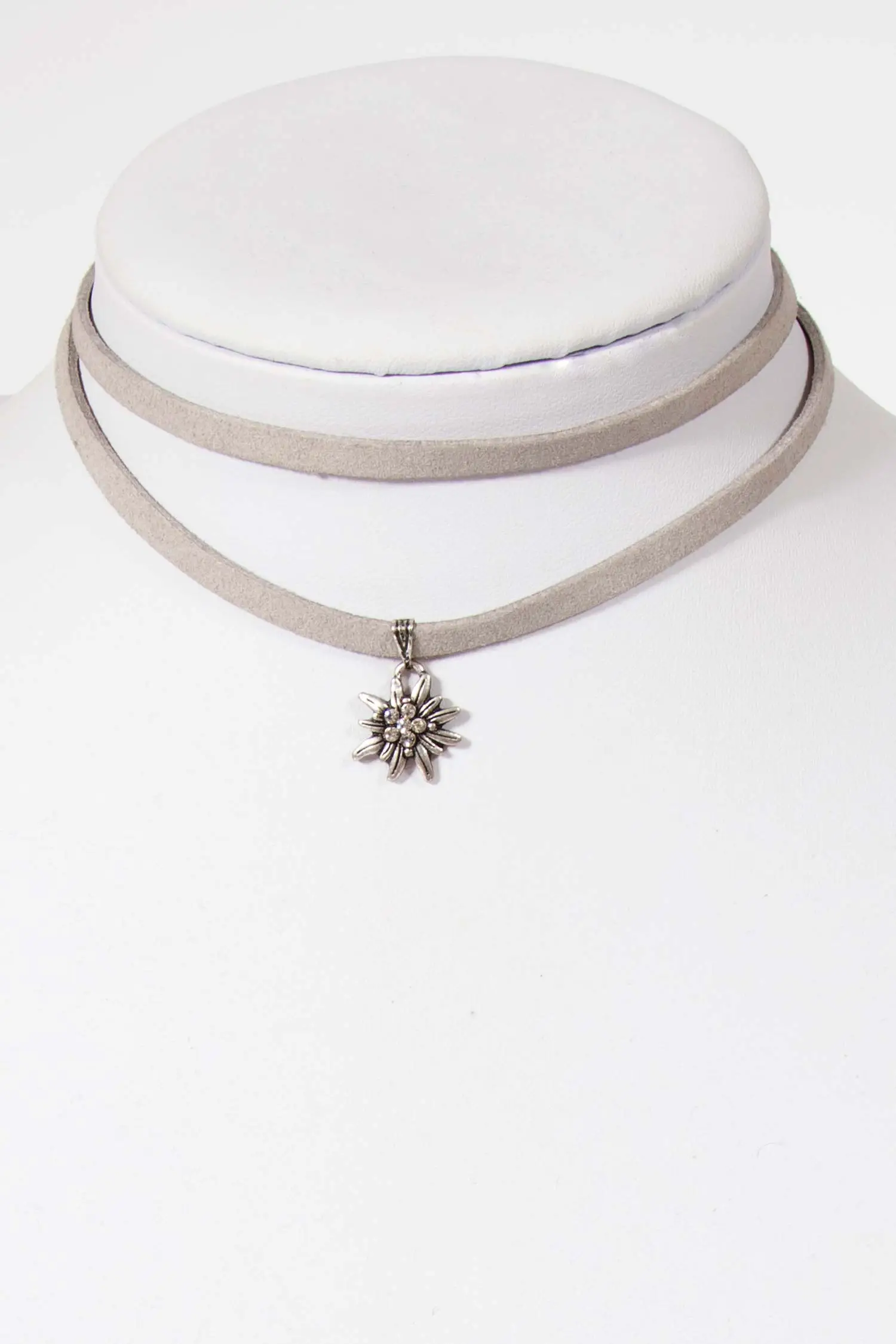 Trachtenkette zum wickeln in grau