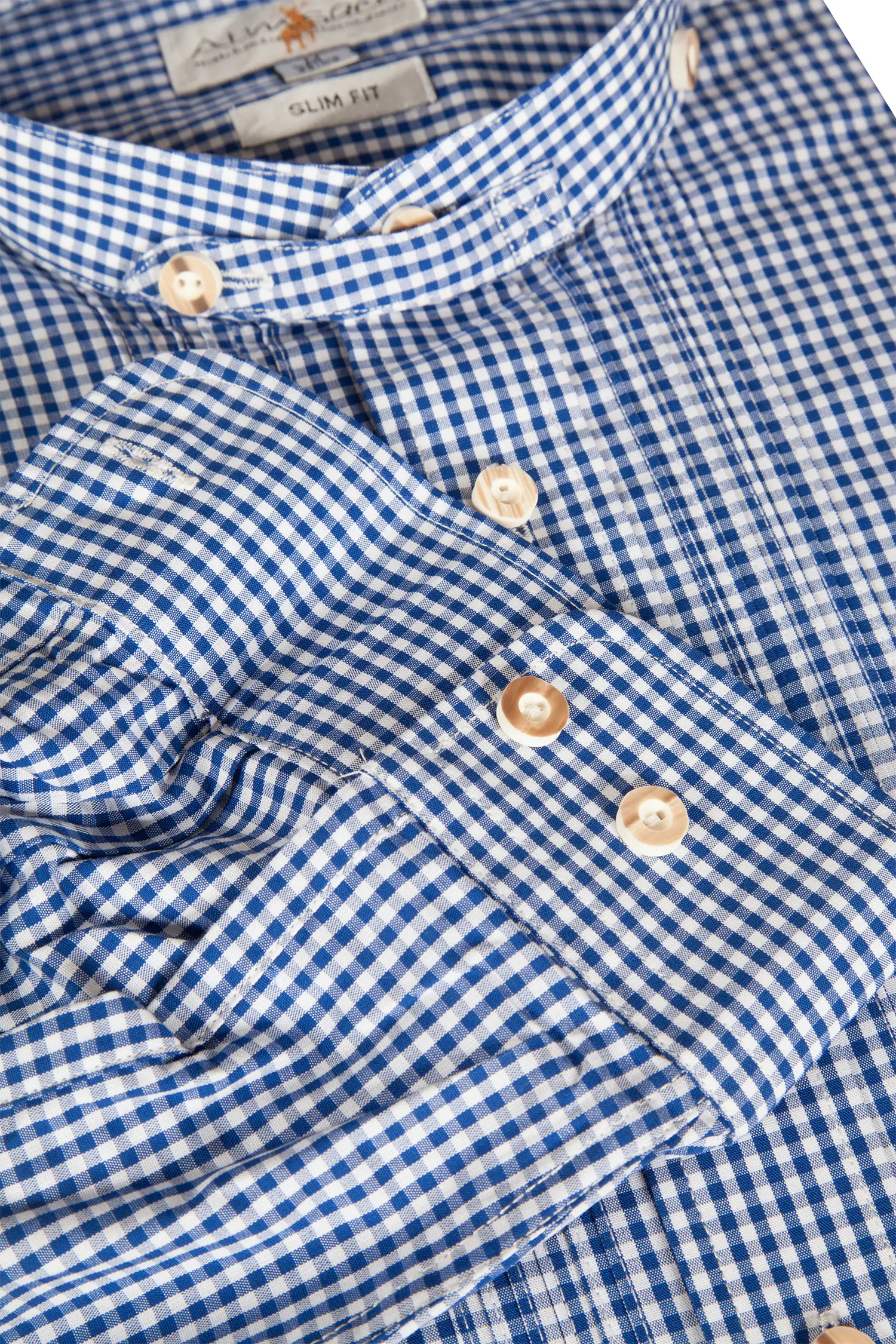 Trachtenhemd in weiß/blau kariert - Detail Ärmel