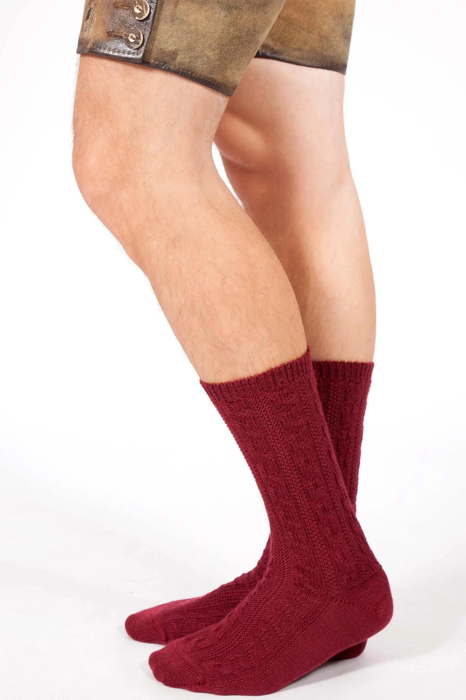 Herren Trachtensocken mit Zopfmuster in weinrot