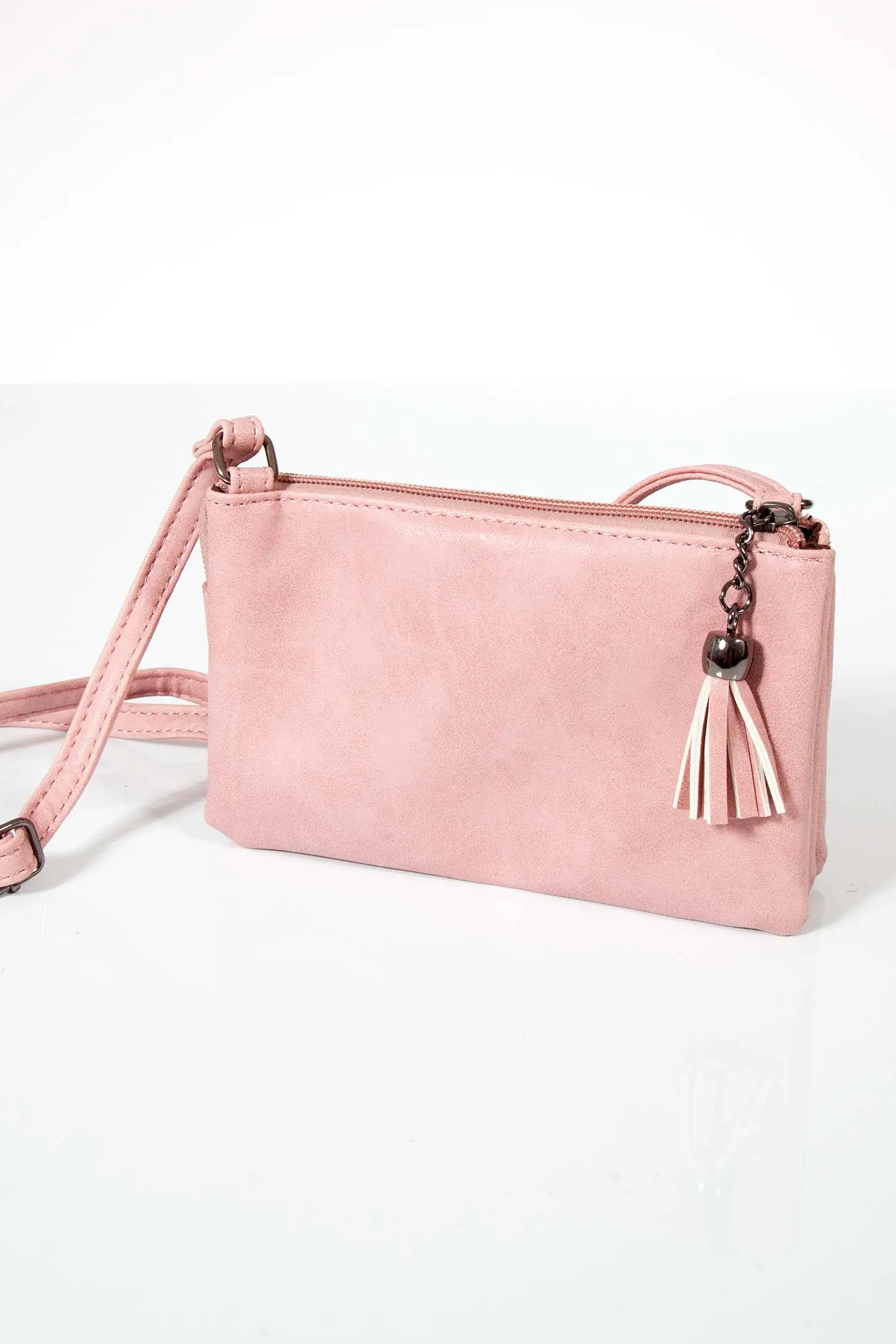 Trachtentasche klein in rosa Kleine Trachtentasche in rosa zum umhängen hinten