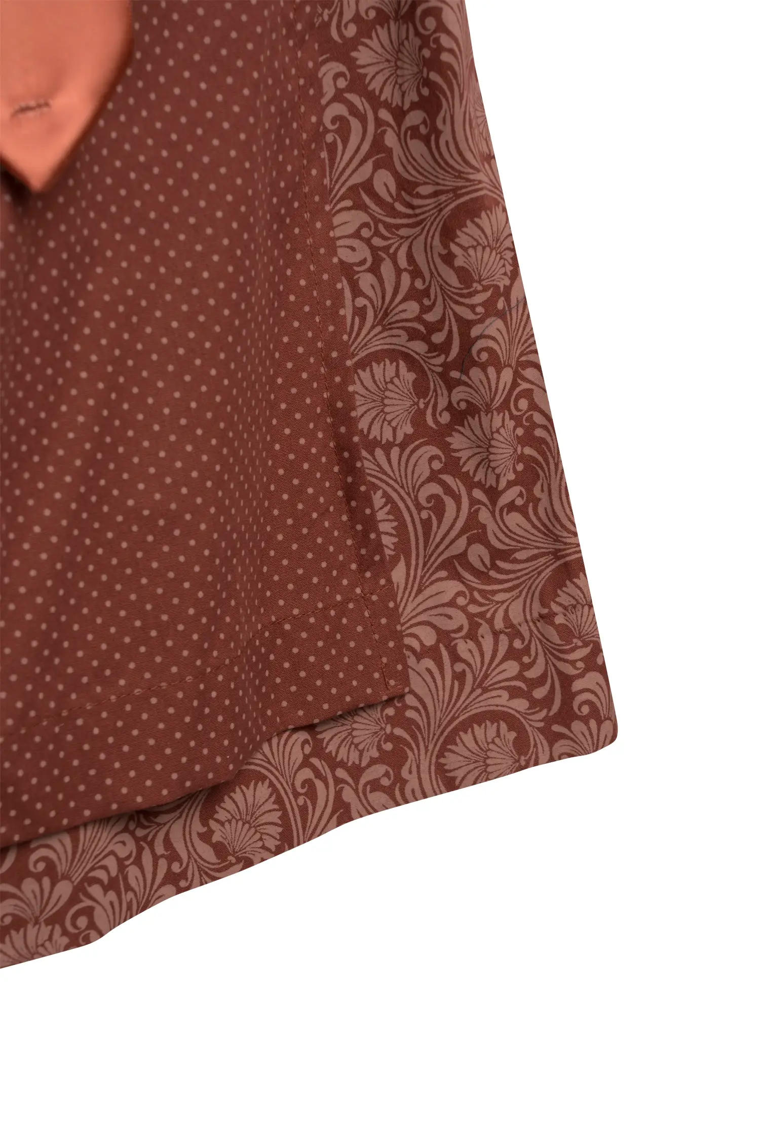 Dirndl Conny in Rot Detail Rock