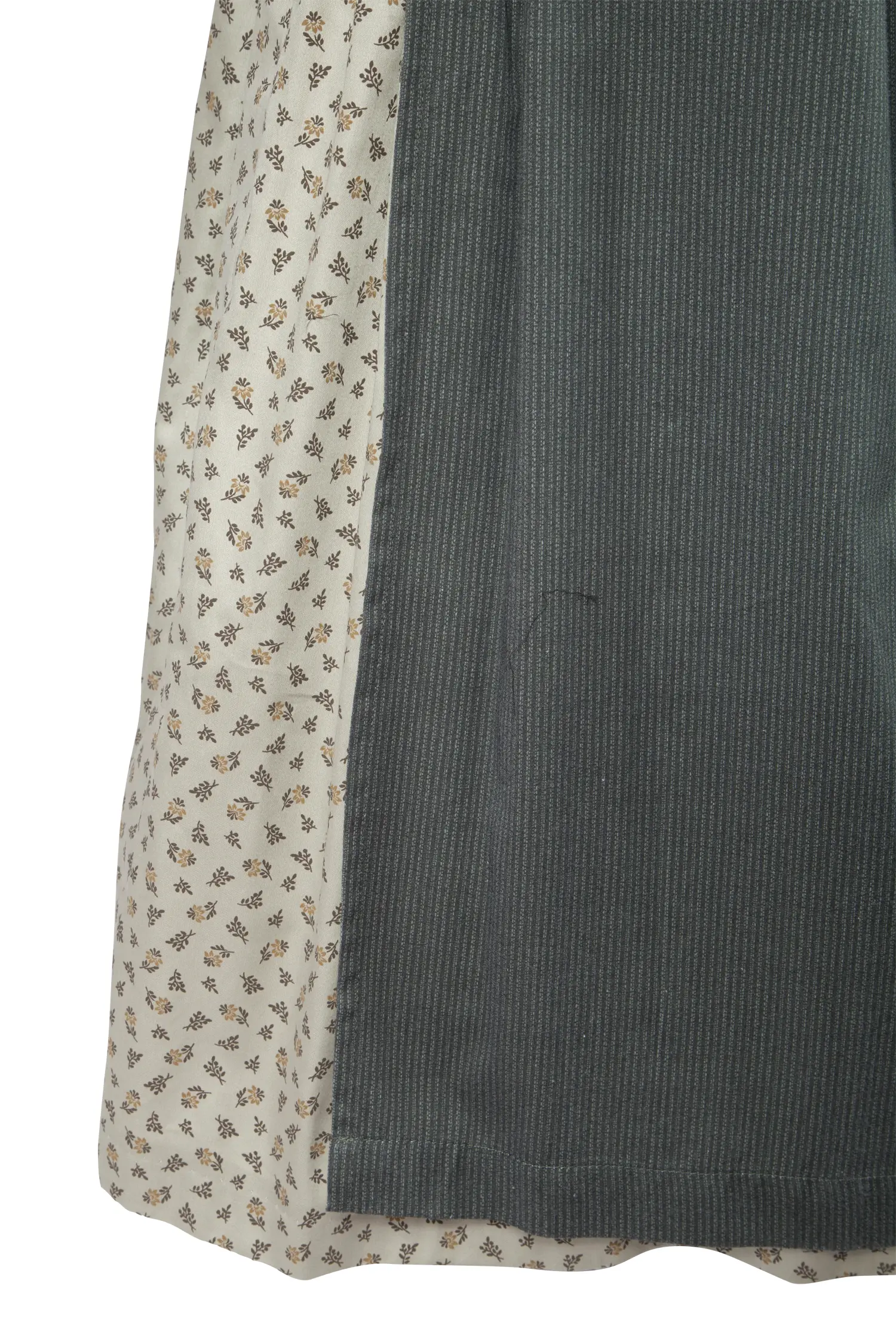 Dirndl Livia in grün mit Schließe - Detail Rock